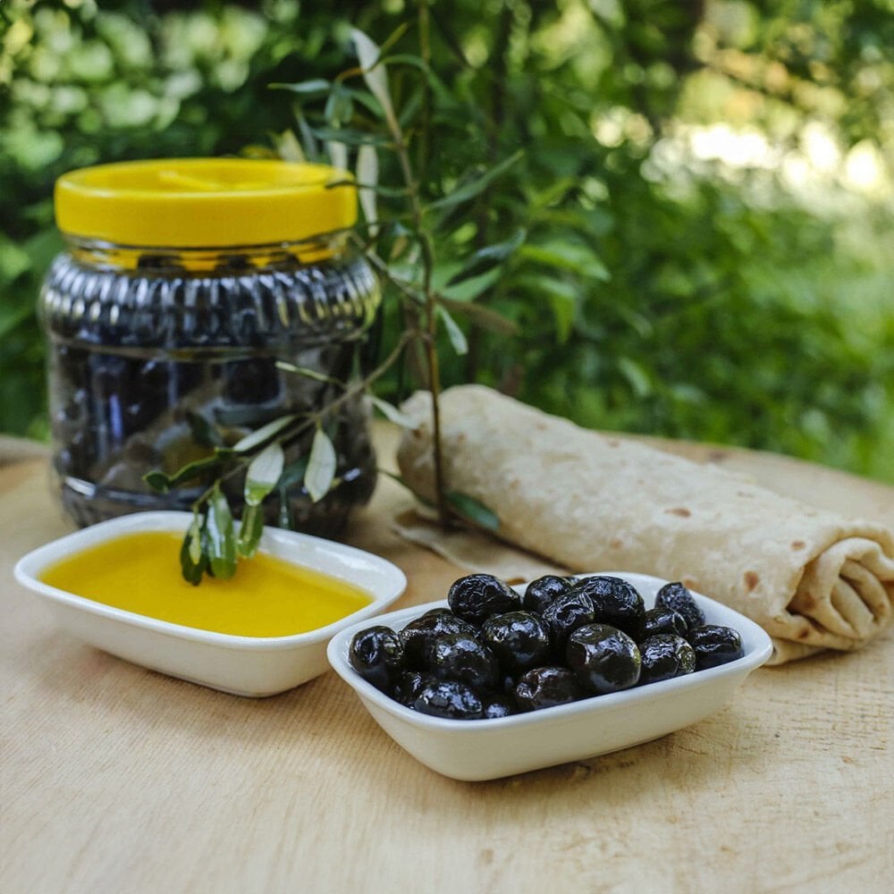 Zeytinyağlı İri Siyah Sele Zeytin ( 1 Kg. )