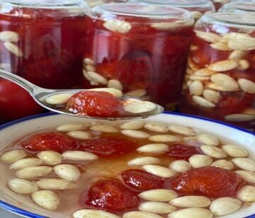 Bademli Domates Reçeli ( 850 Gram )